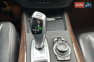 Позашляховик / Кросовер BMW X5 2013 в 