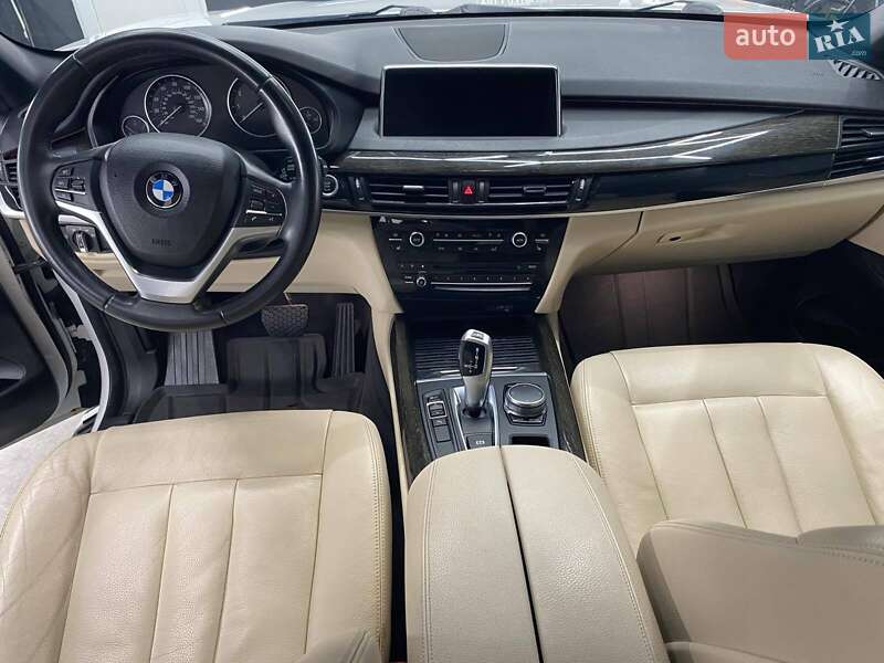 Позашляховик / Кросовер BMW X5 2016 в Броварах
