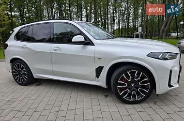 Внедорожник / Кроссовер BMW X5 2024 в 
