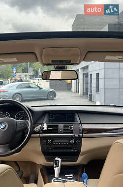 Позашляховик / Кросовер BMW X5 2013 в 