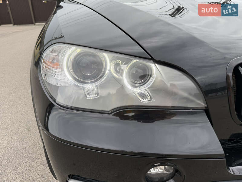 Внедорожник / Кроссовер BMW X5 2011 в Киеве