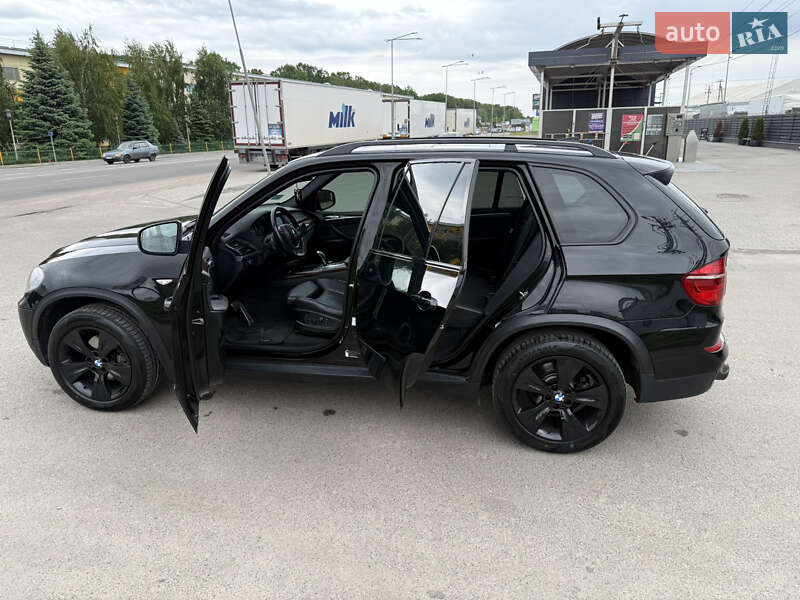 Внедорожник / Кроссовер BMW X5 2011 в Киеве