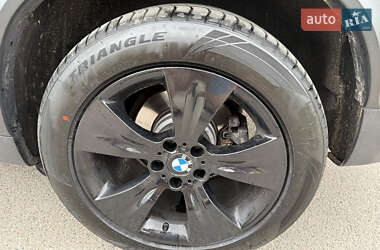 Внедорожник / Кроссовер BMW X5 2011 в 