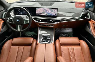 Позашляховик / Кросовер BMW X5 2023 в 