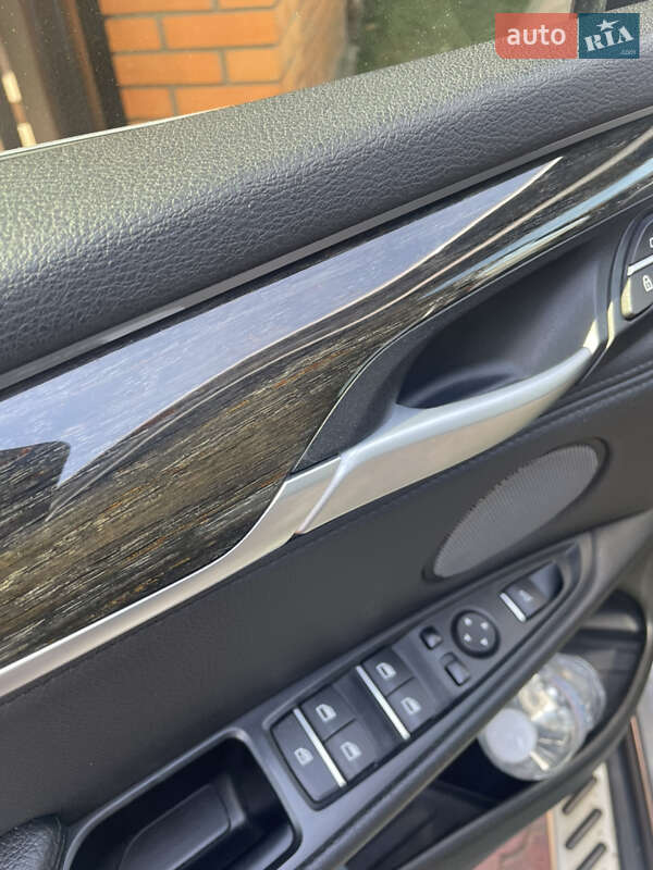 Внедорожник / Кроссовер BMW X5 2015 в Буче