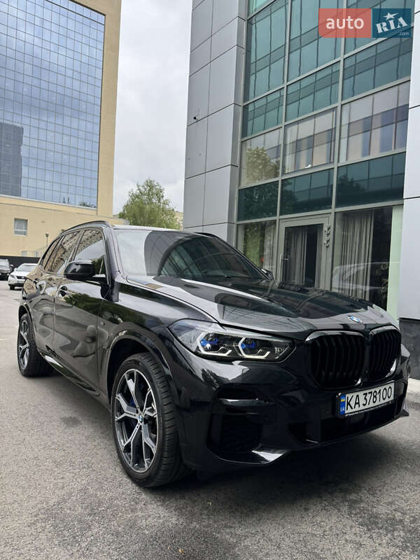 Позашляховик / Кросовер BMW X5 2021 в Києві