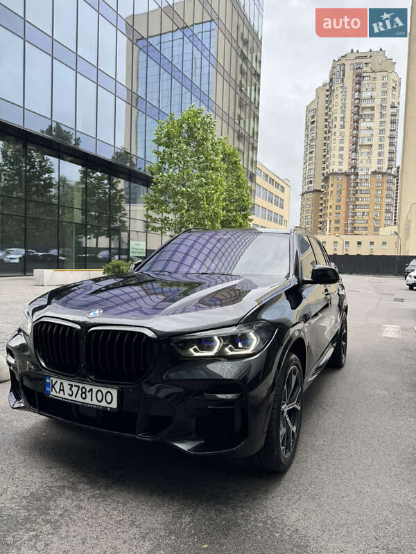 Позашляховик / Кросовер BMW X5 2021 в Києві