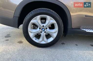 Внедорожник / Кроссовер BMW X5 2011 в 