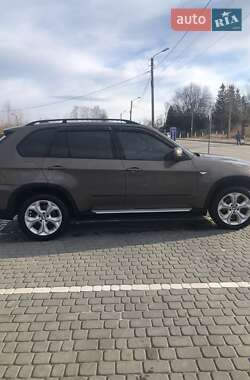 Внедорожник / Кроссовер BMW X5 2011 в 