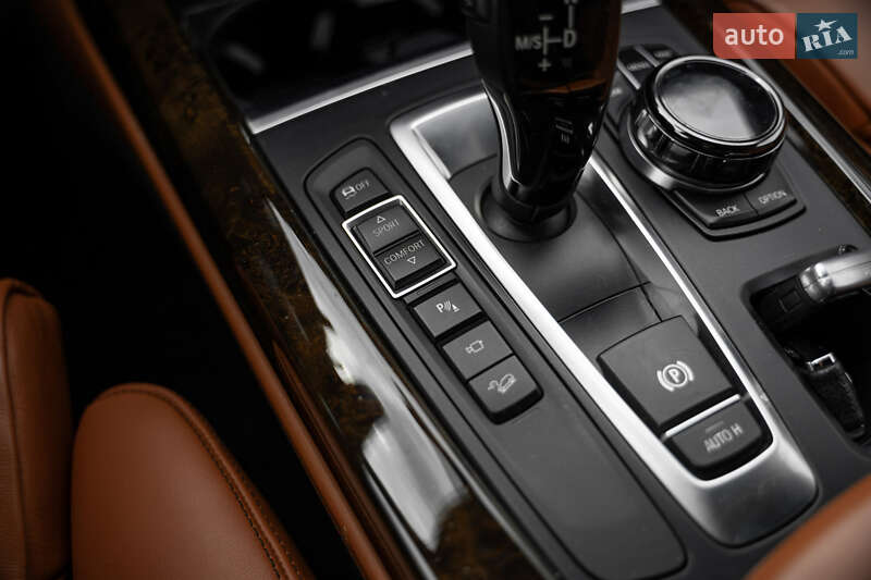 Позашляховик / Кросовер BMW X5 2017 в Києві