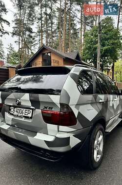 Позашляховик / Кросовер BMW X5 2000 в 