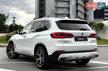 Внедорожник / Кроссовер BMW X5 2018 в 