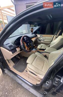 Внедорожник / Кроссовер BMW X5 2003 в 