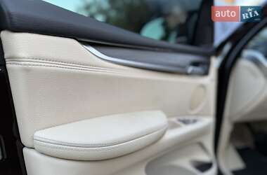 Внедорожник / Кроссовер BMW X5 2015 в 