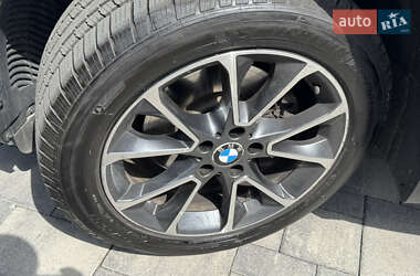 Внедорожник / Кроссовер BMW X5 2015 в 