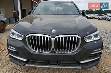 Позашляховик / Кросовер BMW X5 2021 в 