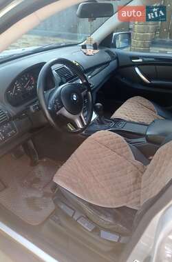 Позашляховик / Кросовер BMW X5 2002 в 