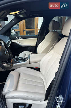 Внедорожник / Кроссовер BMW X5 2021 в 