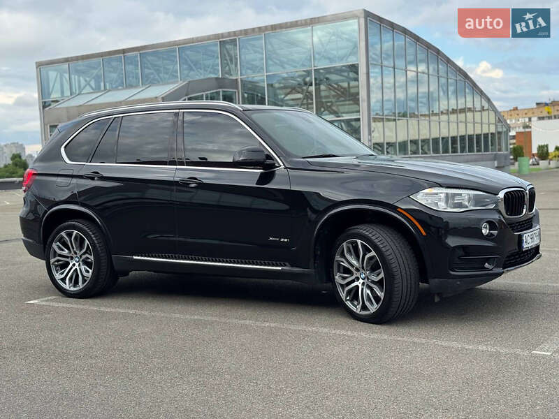 Позашляховик / Кросовер BMW X5 2015 в Києві