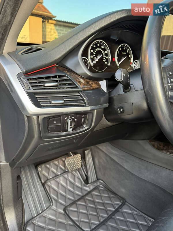 Внедорожник / Кроссовер BMW X5 2015 в Хмельницком