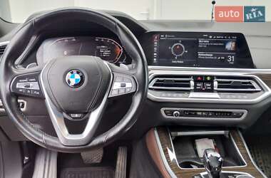 Внедорожник / Кроссовер BMW X5 2021 в 