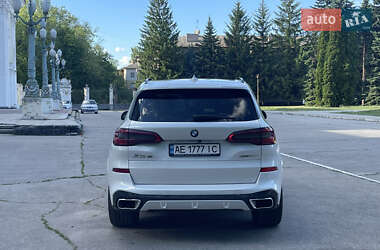 Позашляховик / Кросовер BMW X5 2019 в 