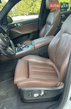 Позашляховик / Кросовер BMW X5 2019 в 