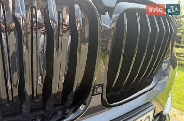 Внедорожник / Кроссовер BMW X5 2018 в 