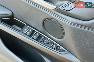 Позашляховик / Кросовер BMW X5 2014 в 