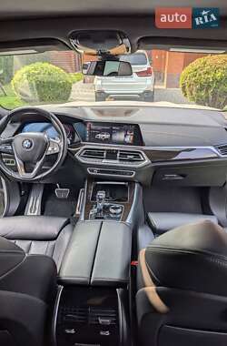 Позашляховик / Кросовер BMW X5 2020 в 
