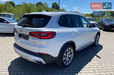 Внедорожник / Кроссовер BMW X5 2019 в 