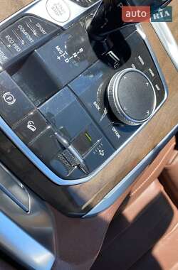 Внедорожник / Кроссовер BMW X5 2019 в 