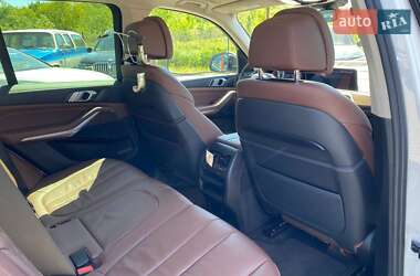 Внедорожник / Кроссовер BMW X5 2019 в 