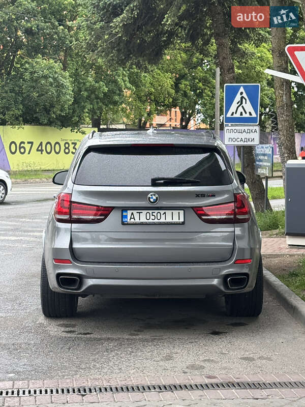 Позашляховик / Кросовер BMW X5 2015 в Івано-Франківську