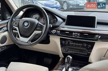 Внедорожник / Кроссовер BMW X5 2015 в 