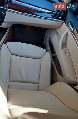 Внедорожник / Кроссовер BMW X5 2011 в 