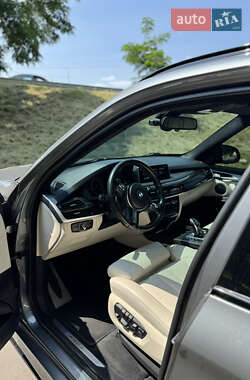 Внедорожник / Кроссовер BMW X5 2015 в 
