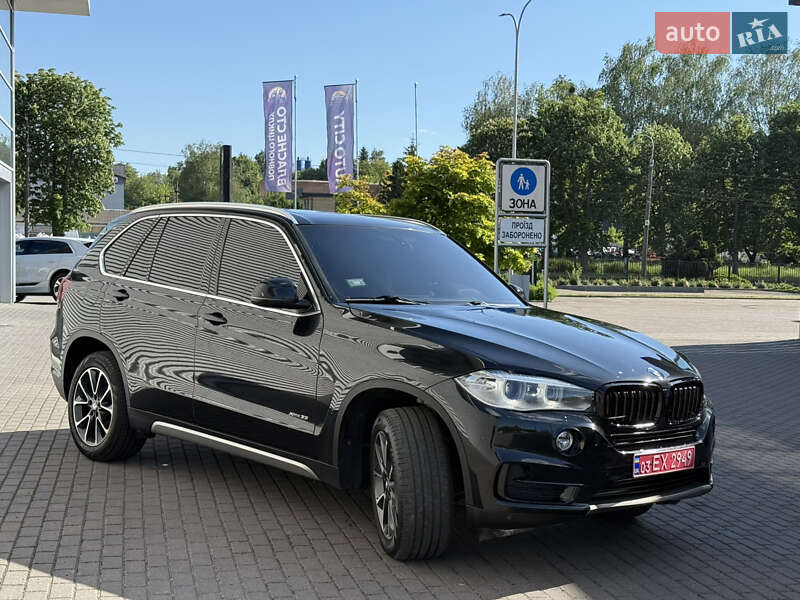 Внедорожник / Кроссовер BMW X5 2017 в Ровно