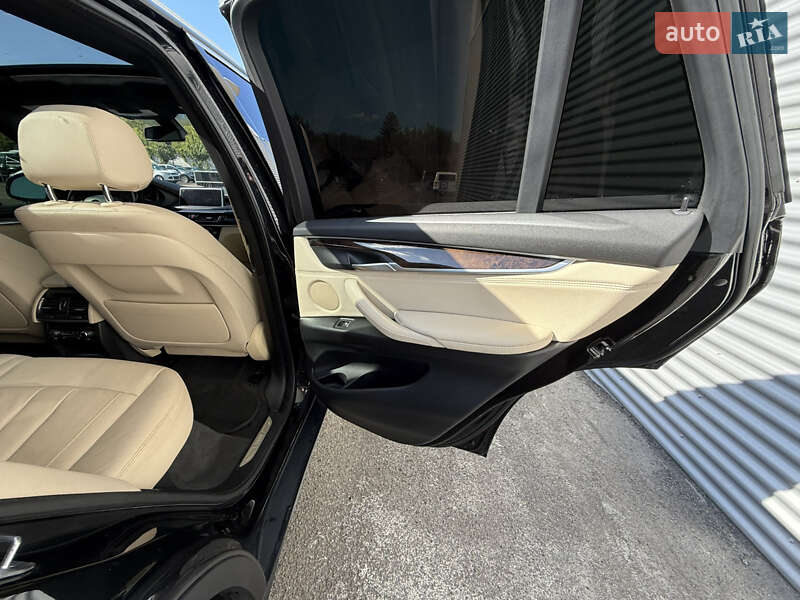 Внедорожник / Кроссовер BMW X5 2017 в Ровно