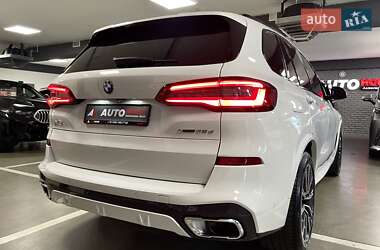 Позашляховик / Кросовер BMW X5 2020 в 