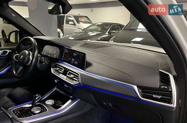 Позашляховик / Кросовер BMW X5 2020 в 