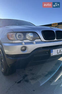Внедорожник / Кроссовер BMW X5 2003 в 