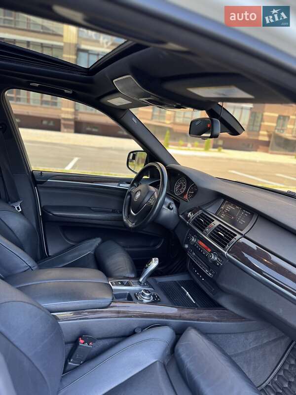 Внедорожник / Кроссовер BMW X5 2011 в Чернигове