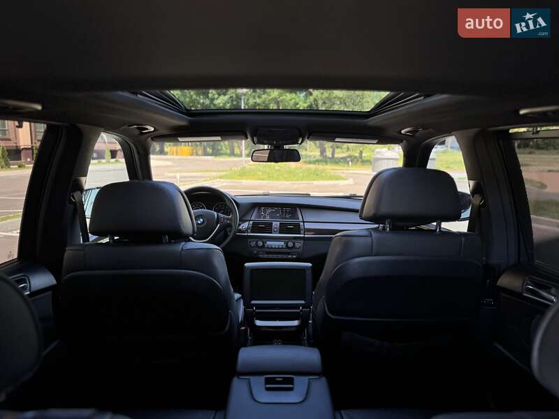 Внедорожник / Кроссовер BMW X5 2011 в Чернигове