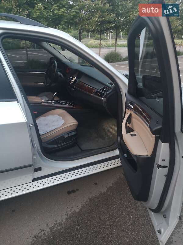 Внедорожник / Кроссовер BMW X5 2009 в Киеве