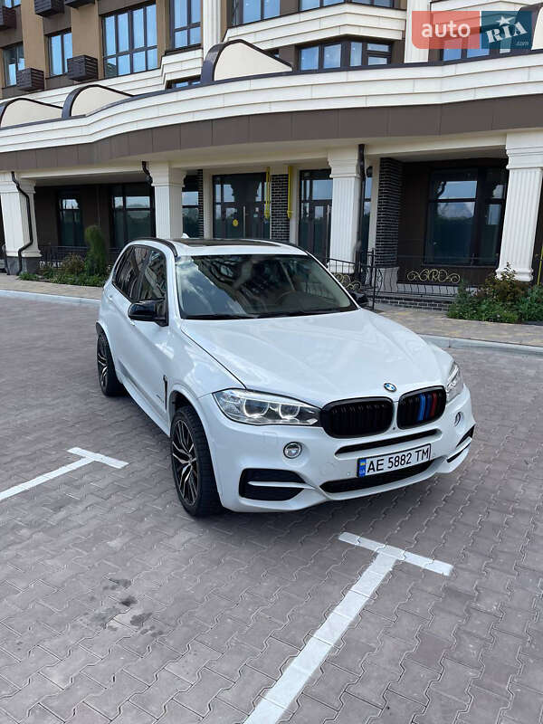 Внедорожник / Кроссовер BMW X5 2015 в Киеве