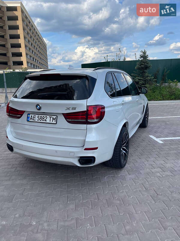 Внедорожник / Кроссовер BMW X5 2015 в Киеве