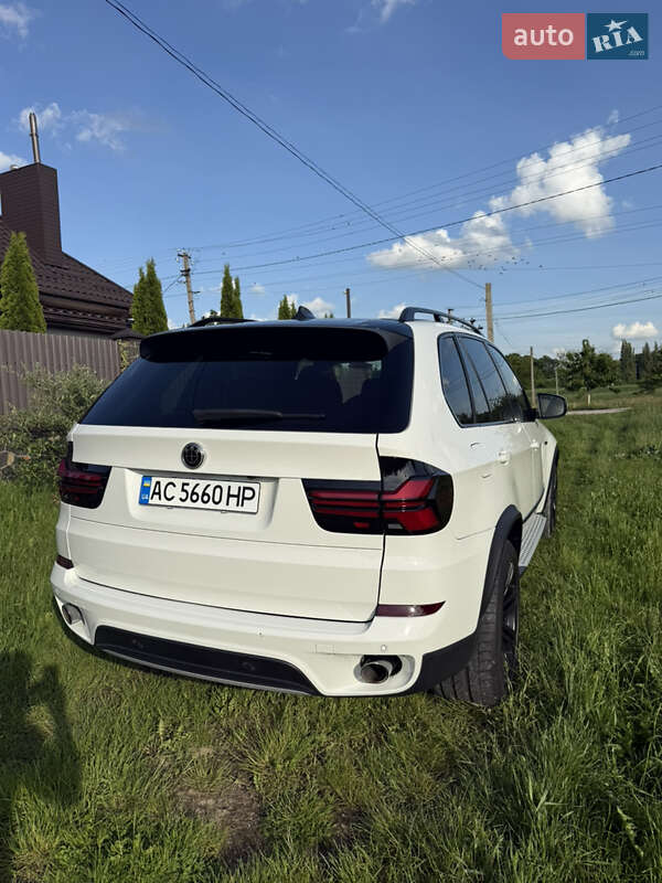 Позашляховик / Кросовер BMW X5 2012 в Луцьку
