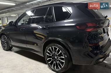 Внедорожник / Кроссовер BMW X5 2024 в 