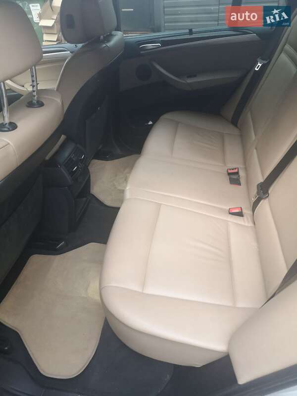 Внедорожник / Кроссовер BMW X5 2009 в Киеве